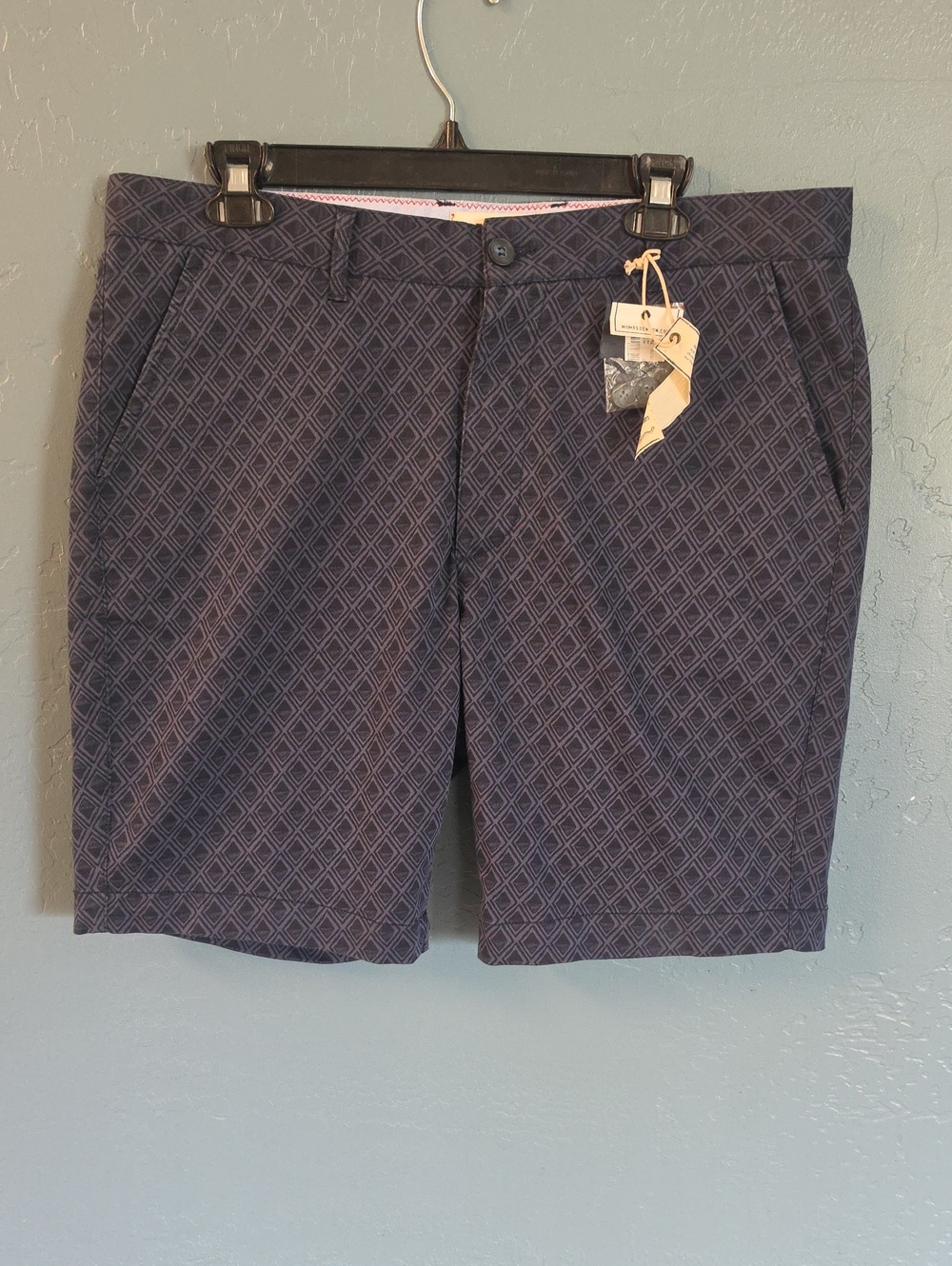Men's Navy Diamond-Pattern Flat Front Shorts